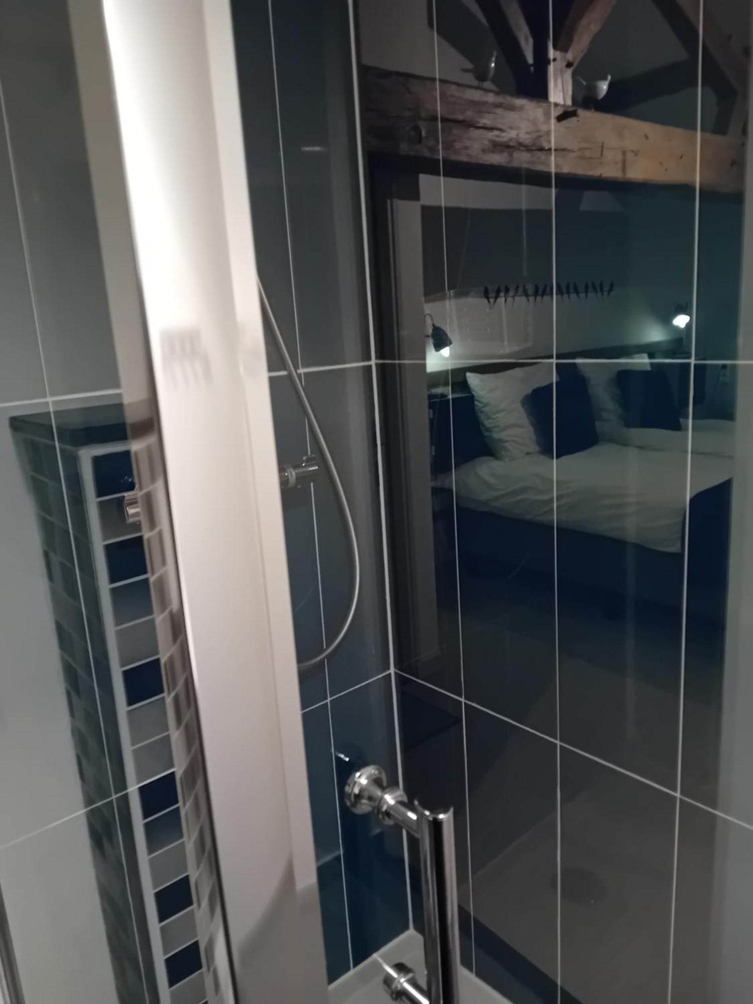 Double or Twin Room Bathroom